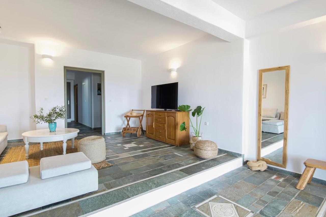 Anthemion Paros - Villas & Suites Agia Irini  エクステリア 写真